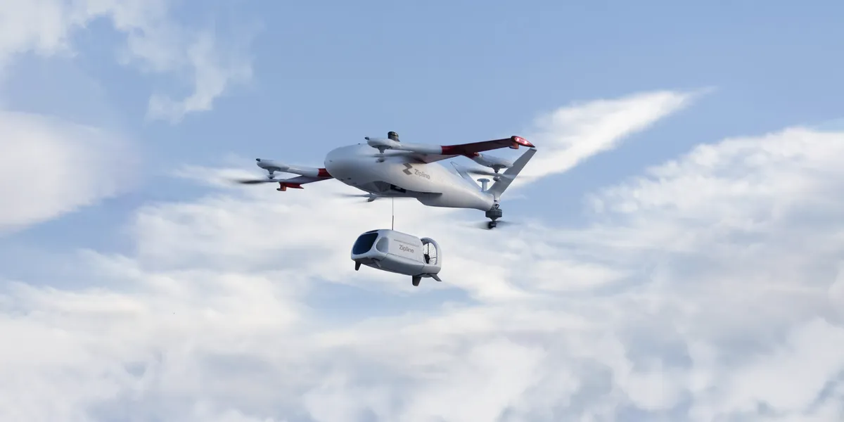 Drone ya Zipline mu kirere cya Kigali
